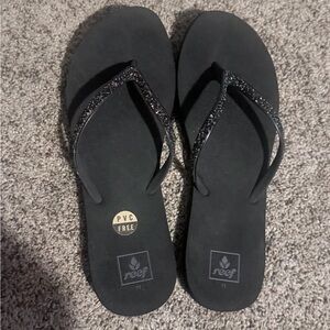 Reef Women’s Black Glitter Strap Sandals